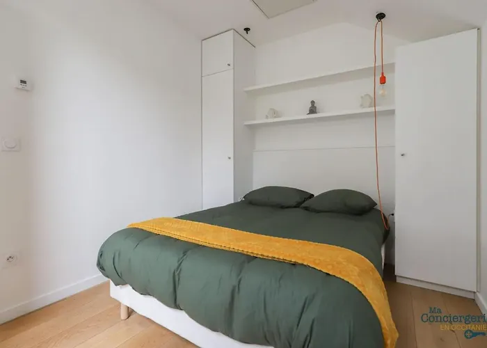 Dv7 Rooftop Hyper-centre *